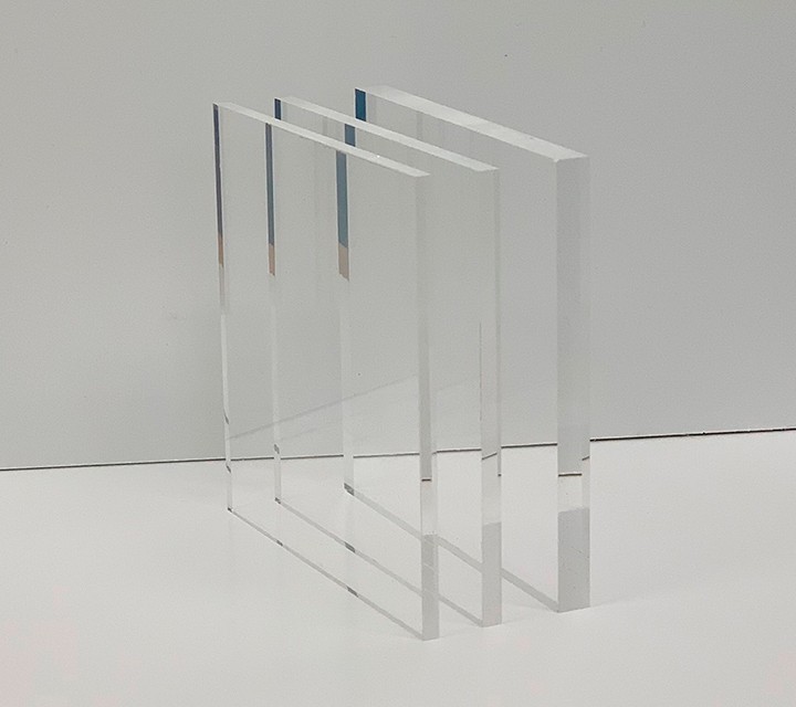 Metacrilato Azul Transparente, 1220 x 610 x 3 mm