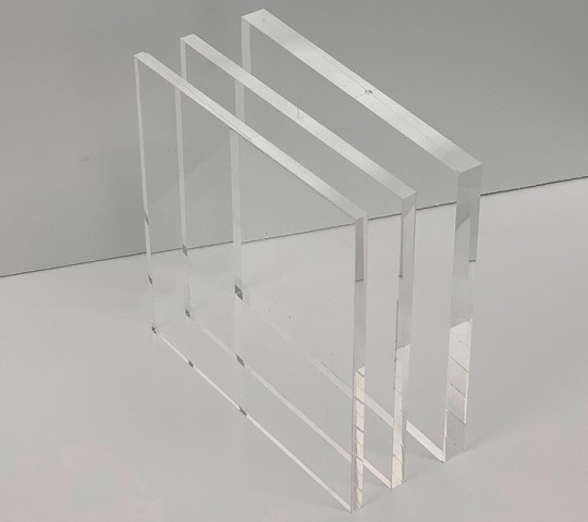 Planchas transparentes  Plásticos Comerciales